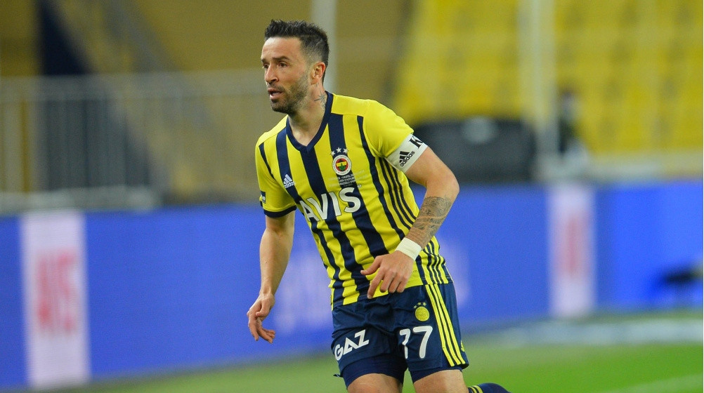 Borsa'da manipülasyon operasyonu: Eski futbolcu Gökhan Gönül de gözaltında... - Resim : 1